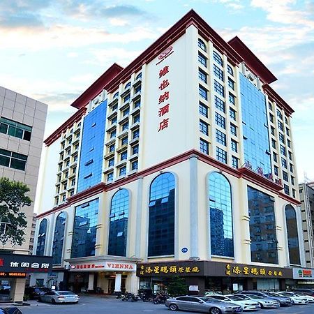 Vienna Classic Hotel Shenzhen Bantian Wuhe Avenue Exterior foto