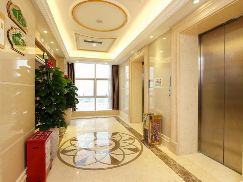 Vienna Classic Hotel Shenzhen Bantian Wuhe Avenue Exterior foto