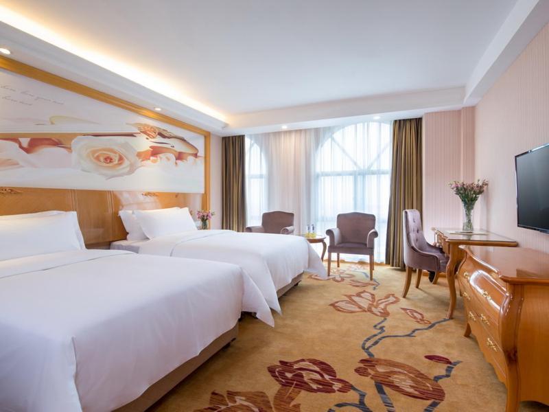 Vienna Classic Hotel Shenzhen Bantian Wuhe Avenue Exterior foto